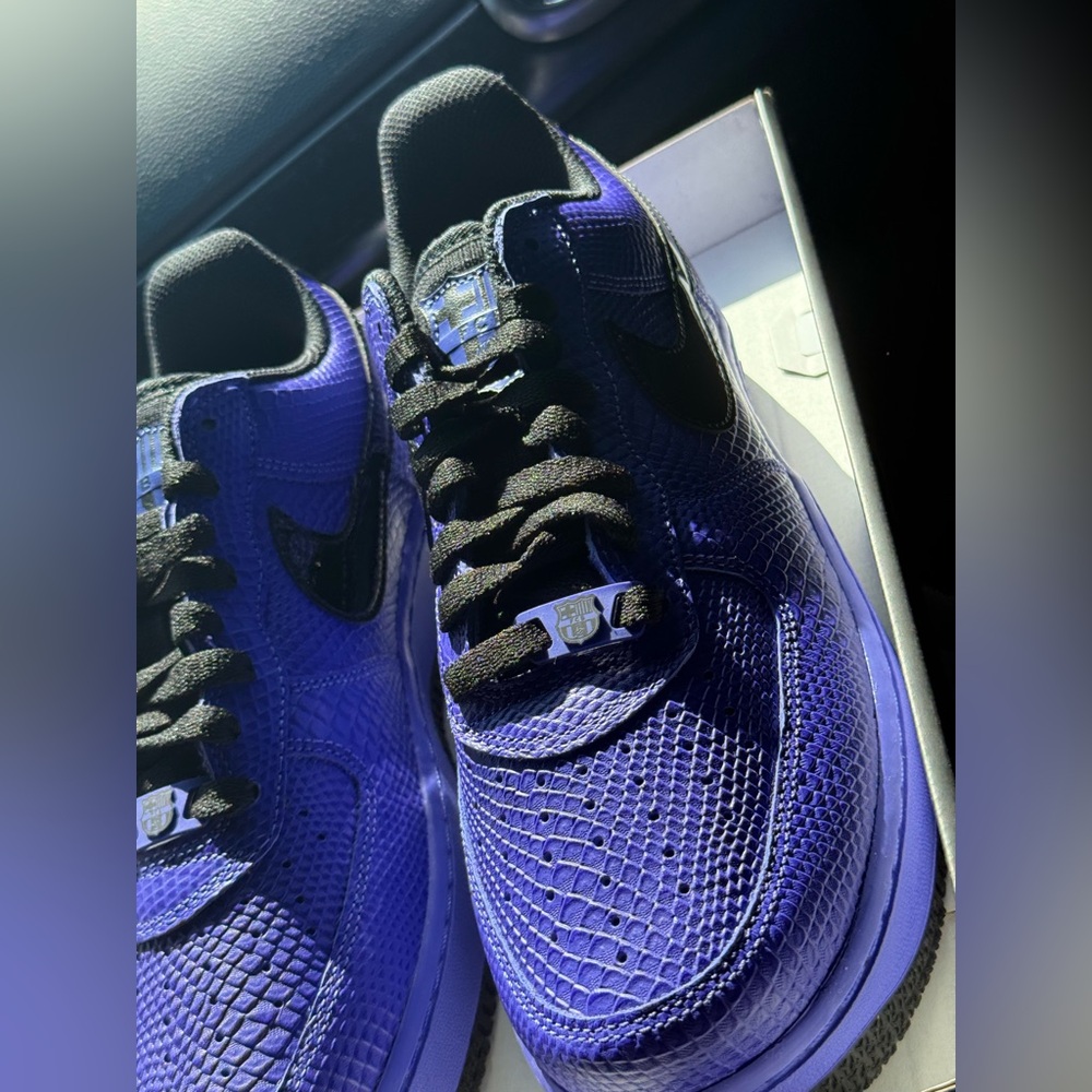 Purple Kobe’s Textured Nike Sneakers